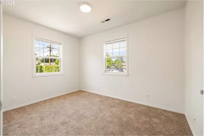 7040 N Lombard St, Portland, OR 97203 - Photo 18