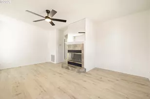 7040 N Lombard St, Portland, OR 97203 - Photo 10