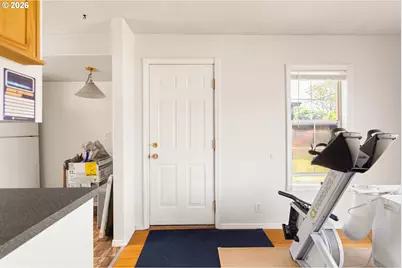 7040 N Lombard St, Portland, OR 97203 - Photo 34