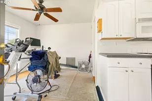7040 N Lombard St, Portland, OR 97203 - Photo 36