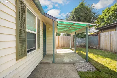 7040 N Lombard St, Portland, OR 97203 - Photo 32
