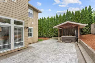 11085 NW Eggers Ct, Portland, OR 97229 - Photo 44