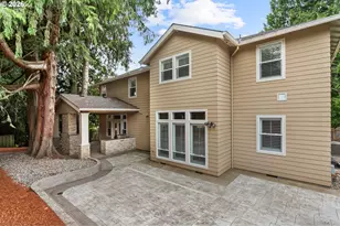11085 NW Eggers Ct, Portland, OR 97229 - Photo 34