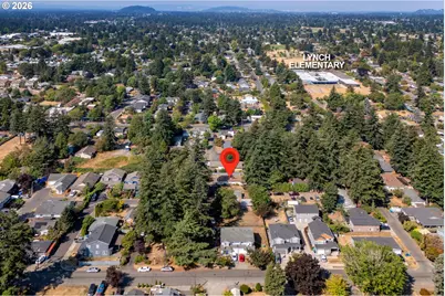 1749 SE 176th Ave, Portland, OR 97233 - Photo 10