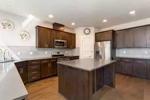 2262 Windstream St, Forest Grove, OR 97116 - Photo 8