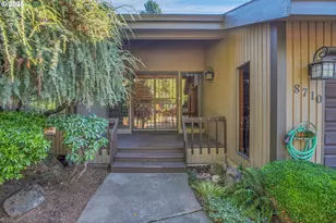 8710 SE 57th Ave, Portland, OR 97206 - Photo 4