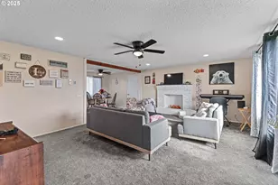 1893 Sunset Ln, Myrtle Point, OR 97458 - Photo 8