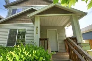 5038 N Vanderbilt St, Portland, OR 97203 - Photo 2