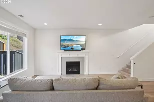 249 E Barbaras Wy, Newberg, OR 97132 - Photo 6