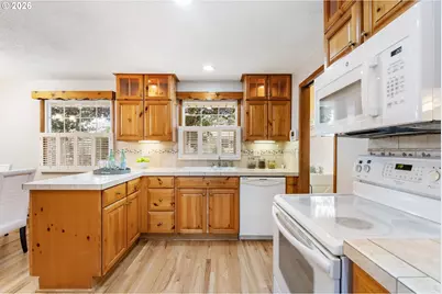 4954 SE Willow St, Milwaukie, OR 97222 - Photo 16