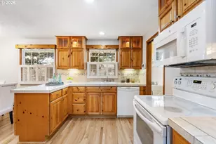 4954 SE Willow St, Milwaukie, OR 97222 - Photo 16