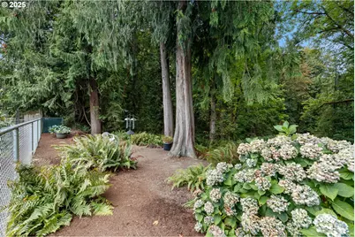 17747 S Greenfield Dr, Oregon City, OR 97045 - Photo 32