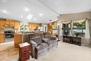 17747 S Greenfield Dr, Oregon City, OR 97045 - Photo 16