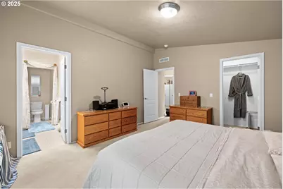 17747 S Greenfield Dr, Oregon City, OR 97045 - Photo 24