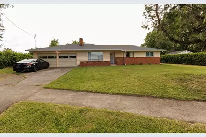 645 S Main St, Mount Angel, OR 97362 - Photo 1