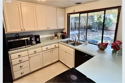 4014 Hyacinth St, Eugene, OR 97404 - Photo 8