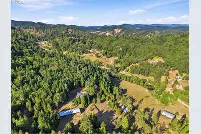 1604 Spring Brook Rd, Myrtle Creek, OR 97457 - Photo 36