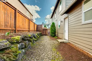 2327 36th St, Washougal, WA 98671 - Photo 28