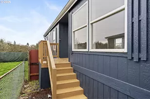 2154 Oregon St, Saint Helens, OR 97051 - Photo 2