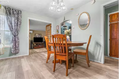 2045 Liberty St NE, Salem, OR 97301 - Photo 4