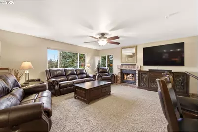 17395 Wiles Ct, Gladstone, OR 97027 - Photo 4