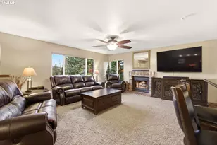 17395 Wiles Ct, Gladstone, OR 97027 - Photo 4