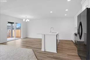 2018 Henderson Wy, Longview, WA 98632 - Photo 10