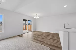 2018 Henderson Wy, Longview, WA 98632 - Photo 18
