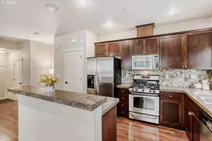 614 NE Garswood Ln, Beaverton, OR 97006 - Photo 20