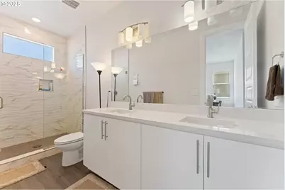 8229 SE Kinnaman St, Hillsboro, OR 97123 - Photo 14