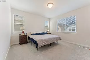 8229 SE Kinnaman St, Hillsboro, OR 97123 - Photo 10