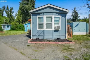 1453 N Pacific Hwy, Cottage Grove, OR 97424 - Photo 2