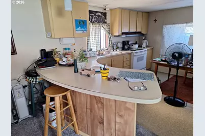112 Gilham Loop, Myrtle Creek, OR 97457 - Photo 4