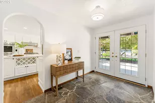 8835 SW Becker Dr, Portland, OR 97223 - Photo 4