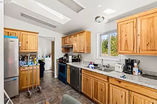 7665 Bernhardt Heights Rd, Florence, OR 97439 - Photo 16