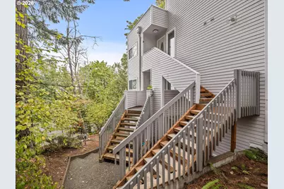 48 Eagle Crest Dr #1A, Lake Oswego, OR 97035 - Photo 2