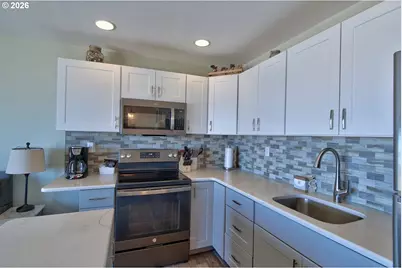 171 SW Highway 101, Lincoln City, OR 97367 - Photo 16