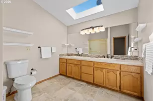 10217 SW Susquehanna Dr, Tualatin, OR 97062 - Photo 16