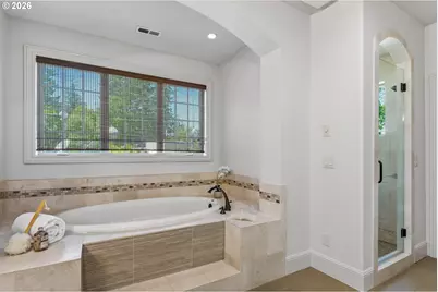 4530 SW Council Crest Dr, Portland, OR 97239 - Photo 26