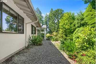 16655 SW Queen Mary Ave, King City, OR 97224 - Photo 36