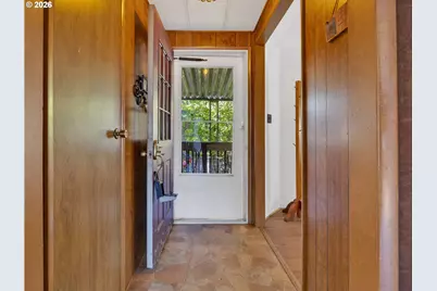 21100 NE Sandy Blvd #62, Fairview, OR 97024 - Photo 42