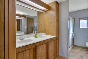 21100 NE Sandy Blvd, Fairview, OR 97024 - Photo 24