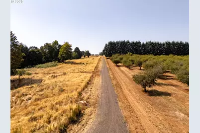 20 Franquette, Amity, OR 97101 - Photo 34