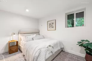 12119 SE Henderson Dr, Portland, OR 97266 - Photo 34