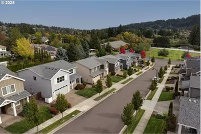 13087 SE Gateway Dr, Happy Valley, OR 97086 - Photo 40