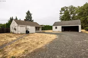 28624 Cox Butte Rd, Junction City, OR 97448 - Photo 26