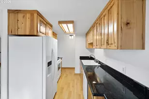 12600 SE Freeman Way, Milwaukie, OR 97222 - Photo 16