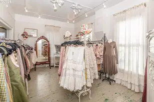 21497 Hwy 99E, Aurora, OR 97002 - Photo 8