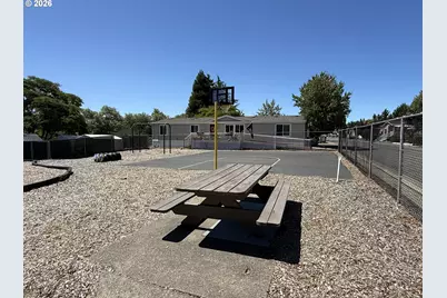 225 Nestucca Ln, Roseburg, OR 97471 - Photo 46