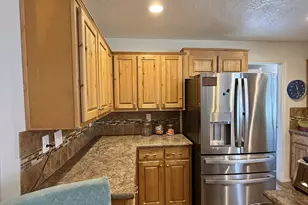 225 Nestucca Ln, Roseburg, OR 97471 - Photo 8